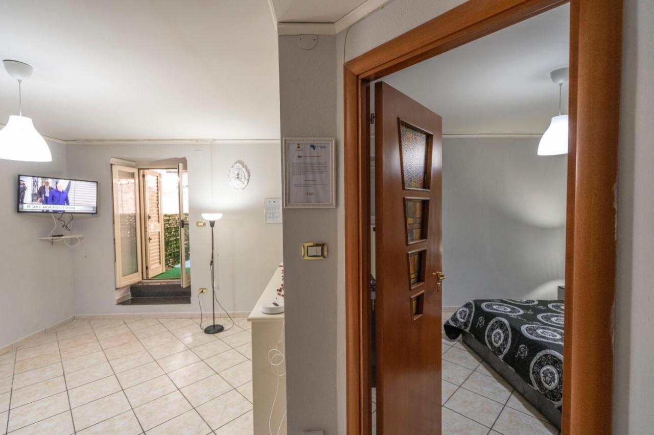 Terrazza Sant Antonio Apartment Napoli Bagian luar foto