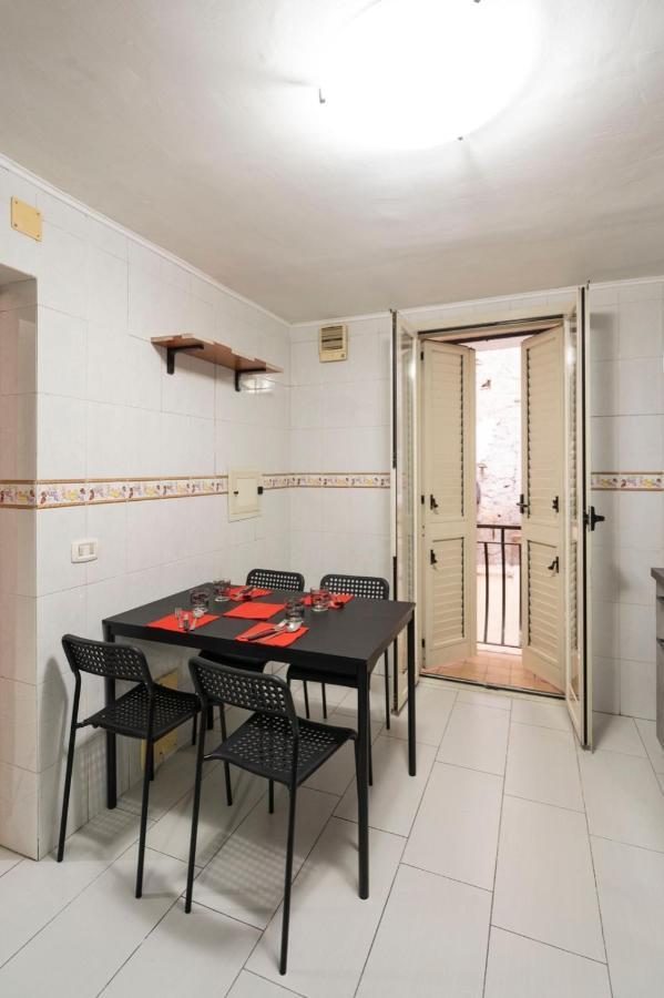 Terrazza Sant Antonio Apartment Napoli Bagian luar foto